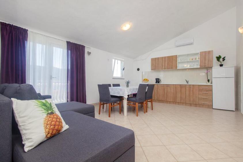 Apartman Belakusic 1 Гребастика Экстерьер фото