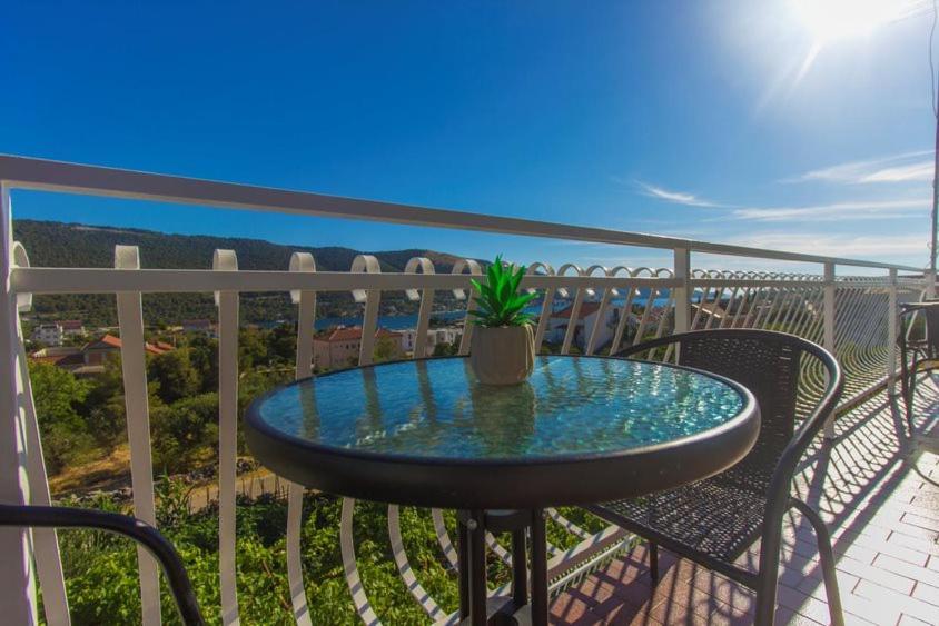 Apartman Belakusic 1 Гребастика Экстерьер фото